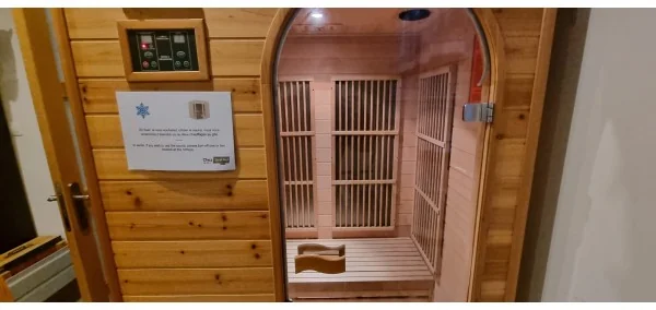 unusual night in ile de france : 9 person gite rental near Provins