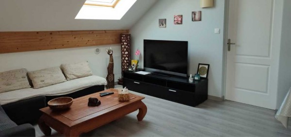 unusual night in ile de france : 9 person gite rental near Provins