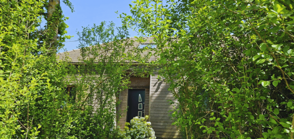 unusual night in ile de france : 9 person gite rental near Provins
