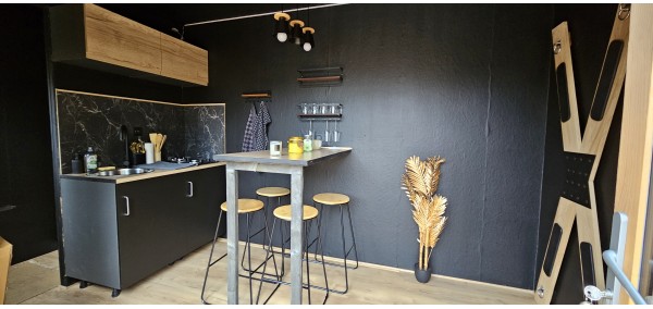 Location Tiny love au bord de l'eau à côté de Provins